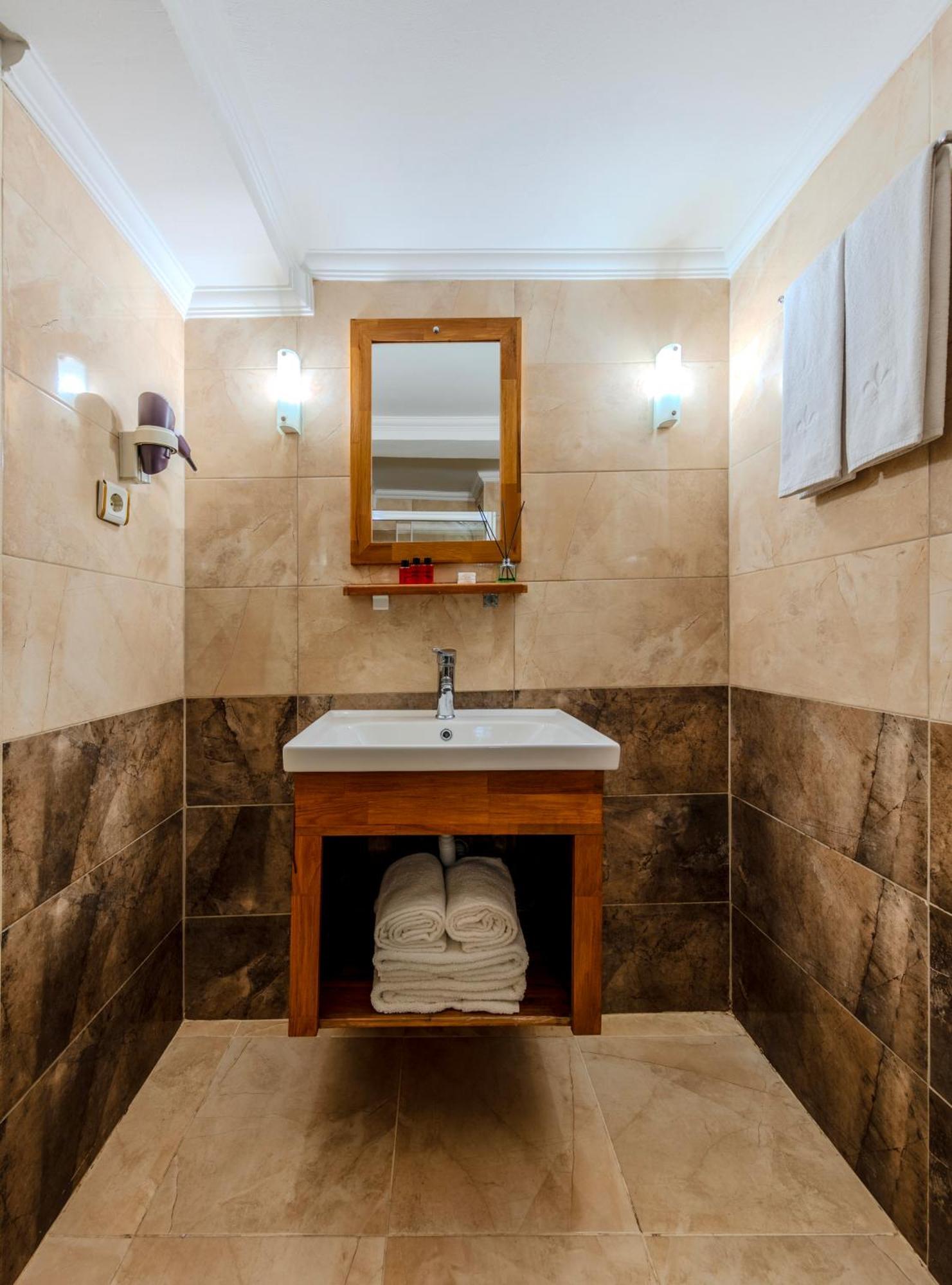 Hamit Hotel Istanbul Exterior foto